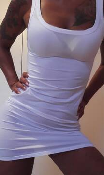 un pochino vestita!!!!