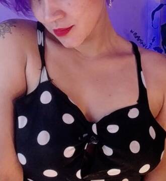 violet hair