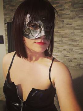 IN MASCHERA