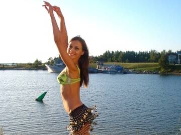 Public Photo of RedHottie