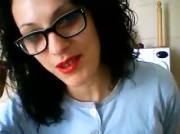 il mio spogliarello con una bella masturbazione